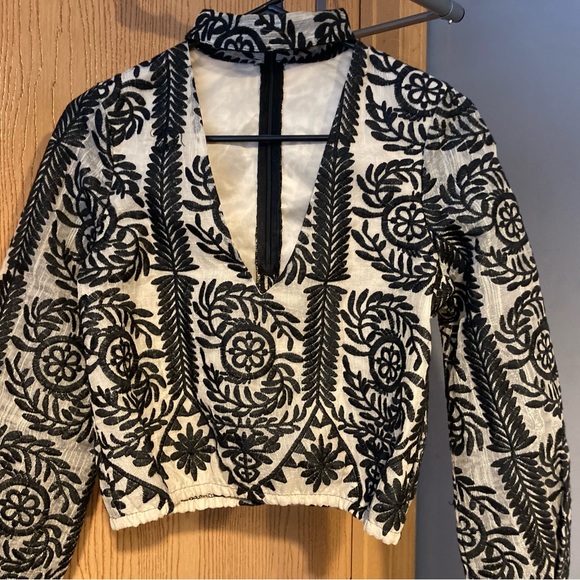 Missguided Petite Exclusive Embroidered Choker Neck Top - Picture 2 of 14